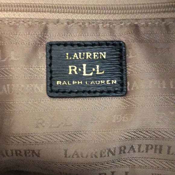 Lauren Ralph Lauren large black leather shoulder bag/purse. - Picture 6 of 13